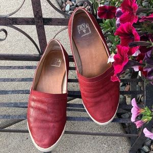 🌸 Frye Melanie Red Leather Loafers 🌸